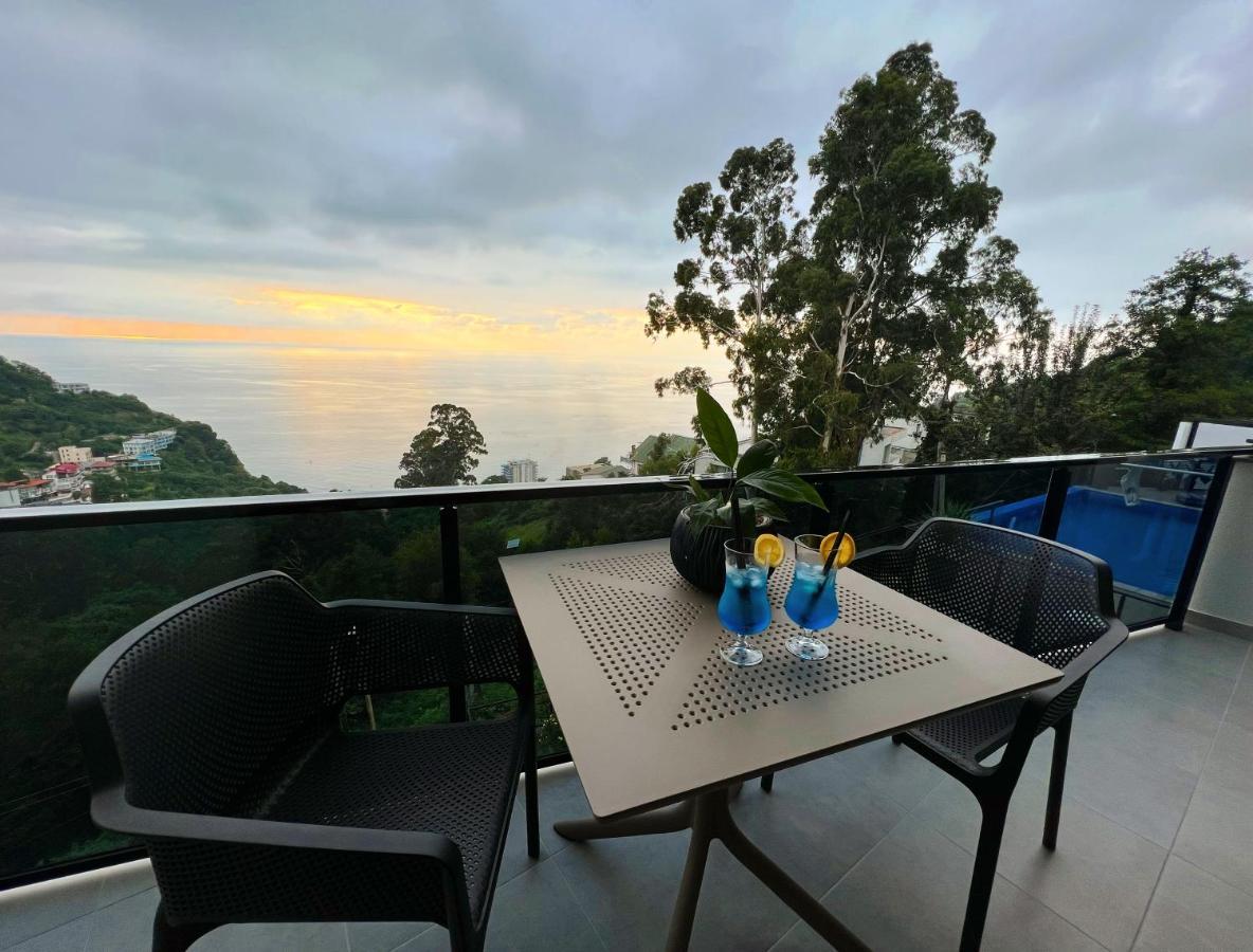 Villa Deluxe Kvariati Bagian luar foto
